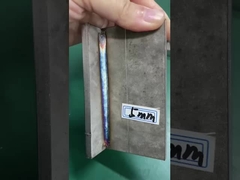 Çeşitli fonksiyonlu el makinesi 3'te 1 laser kaynak makinesi kaynak / kesme ve temizlik için