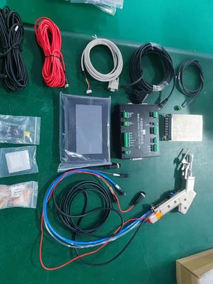 İyi bir fiyat. Düzenlenebilir kaynak aralığı olan otomatik robot el kaynak tabancası çevrimiçi